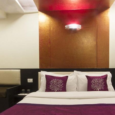 Hotel Accore Inn Βομβάη Εξωτερικό φωτογραφία